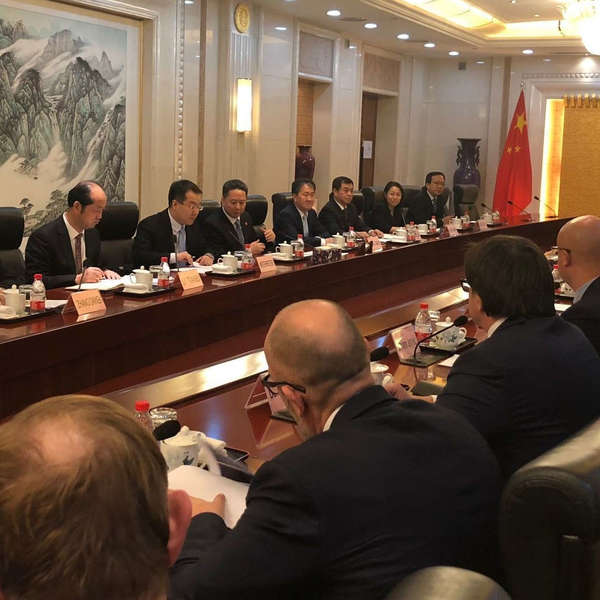 Kina delegacija ko